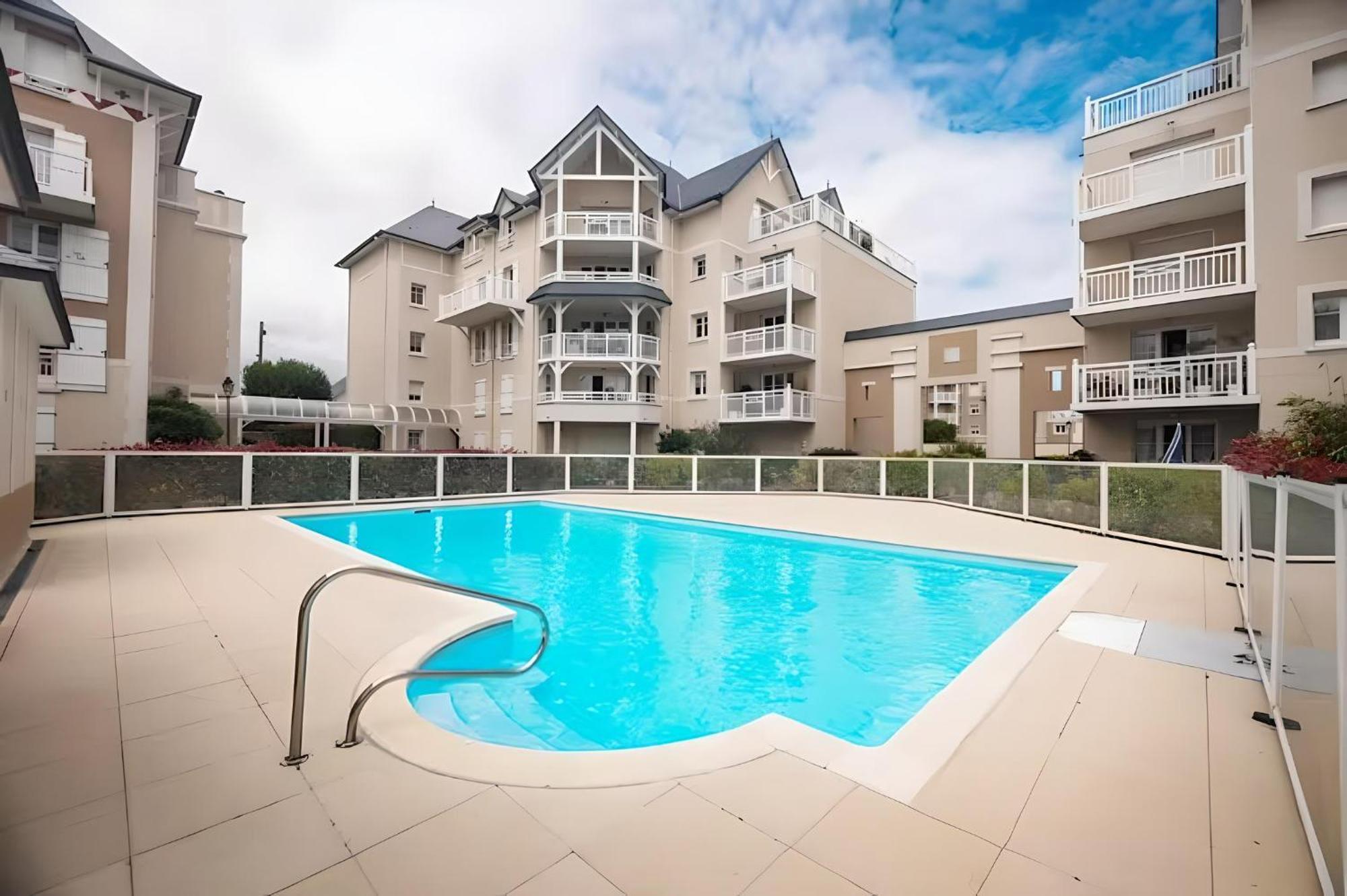 Le Prieure Dinard Exterior foto